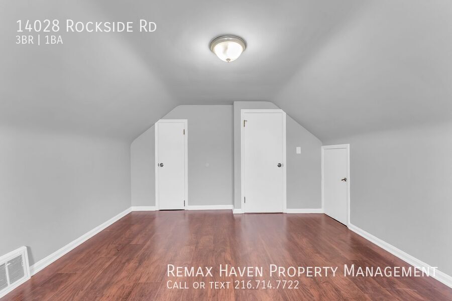 14028 Rockside Rd, Maple Heights - Spacious 3-bed 1-bath single-family home! property image