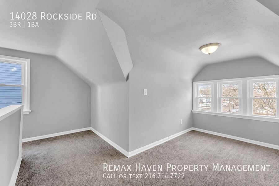 14028 Rockside Rd, Maple Heights - Spacious 3-bed 1-bath single-family home! property image