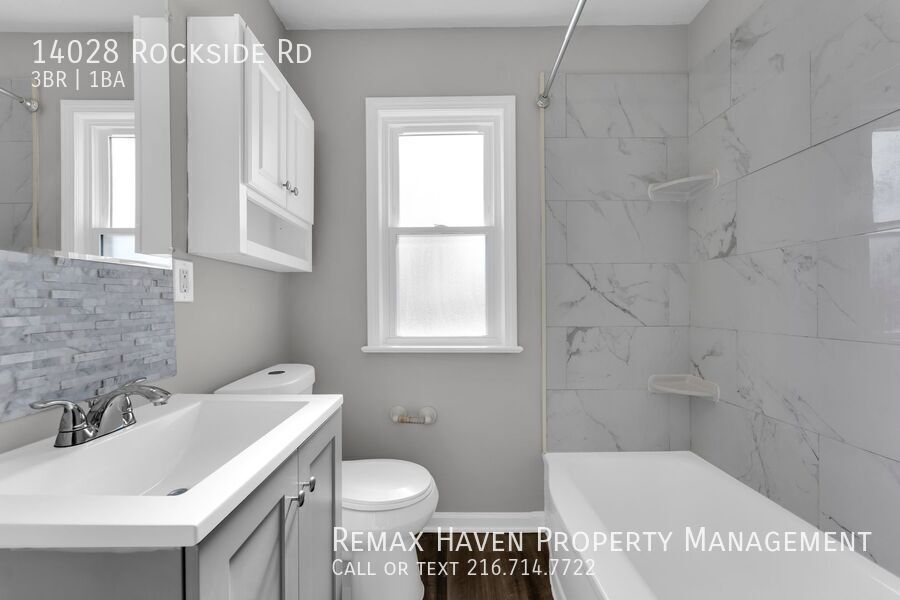 14028 Rockside Rd, Maple Heights - Spacious 3-bed 1-bath single-family home! property image