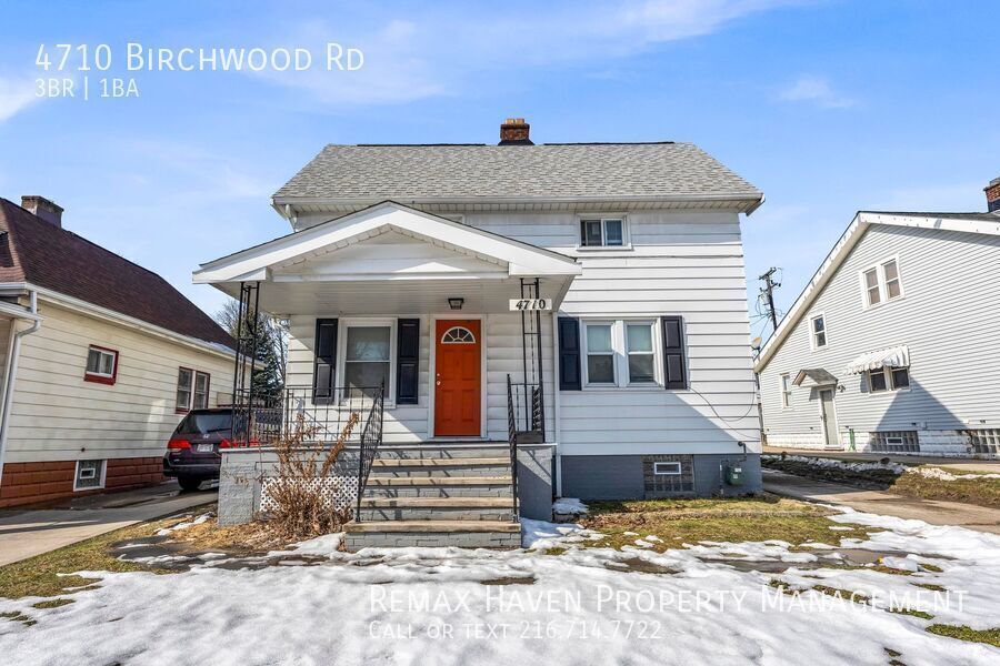 4710 Birchwood Rd, Garfield Heights - Spacious 3-bed 1-bath single-family home! property image