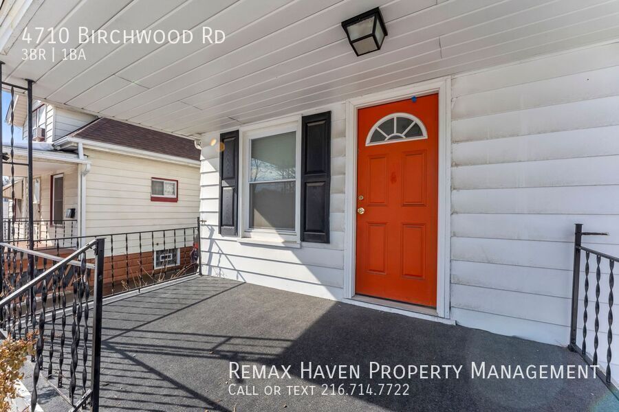 4710 Birchwood Rd, Garfield Heights - Spacious 3-bed 1-bath single-family home! property image