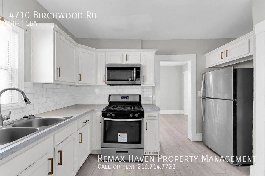 4710 Birchwood Rd, Garfield Heights - Spacious 3-bed 1-bath single-family home! property image