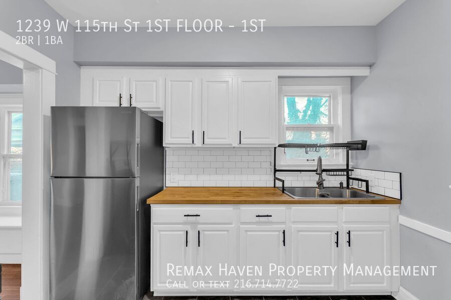 1239 W 115th St | 1st Floor, Cleveland - Spacious 2-bed 1-bath multi-family home!  property image
