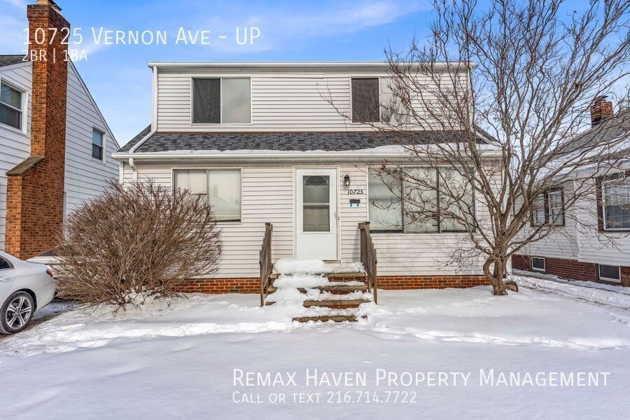 10725 Vernon Ave | UP, Garfield Heights - Spacious 2-bed 1-bath multi-family home! property image