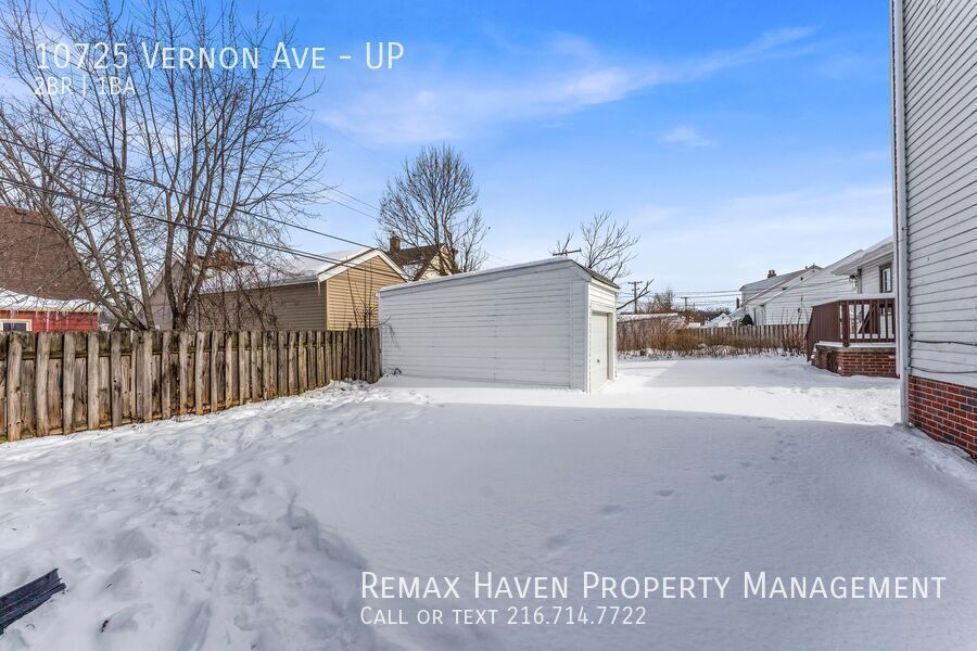 10725 Vernon Ave | UP, Garfield Heights - Spacious 2-bed 1-bath multi-family home! property image
