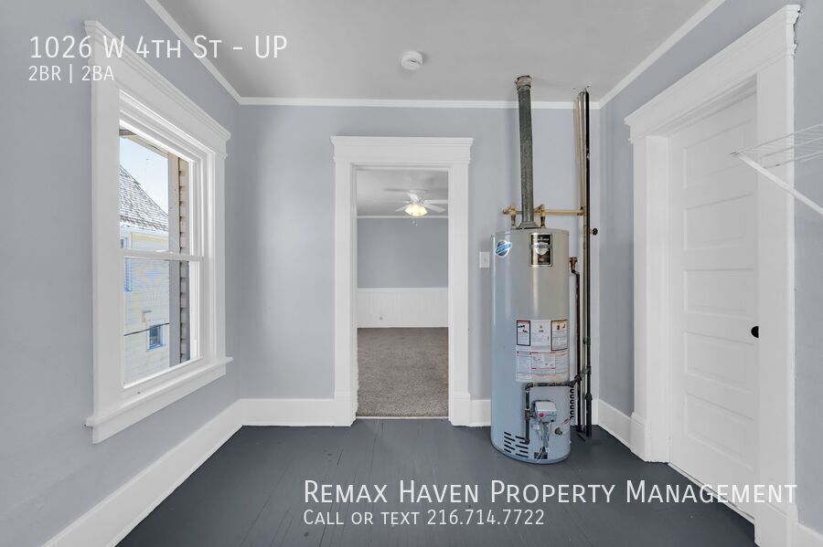 1026 W 4th St | UP, Lorain - Spacious 2-bed 1.5-bath multi-family home!  property image