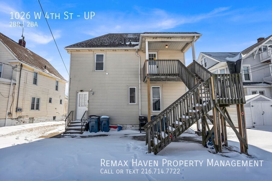 1026 W 4th St | UP, Lorain - Spacious 2-bed 1.5-bath multi-family home!  property image
