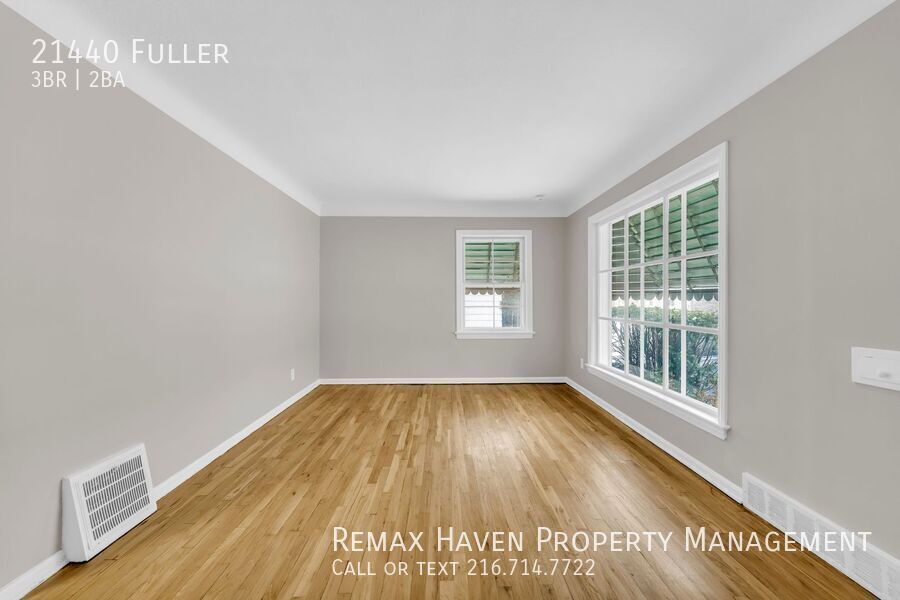 21440 Fuller Ave, Euclid - Spacious 3-bed 2 -bath single-family home! property image