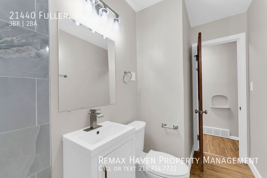 21440 Fuller Ave, Euclid - Spacious 3-bed 2 -bath single-family home! property image