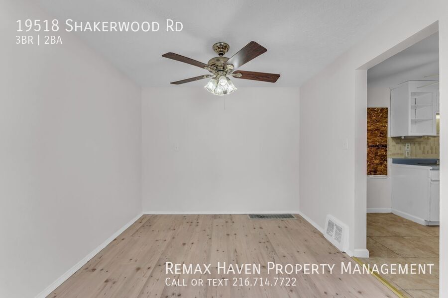 19518 Shakerwood Rd, Warrensville Heights - Spacious 3 - bed 1.5 - bath single-family home! property image