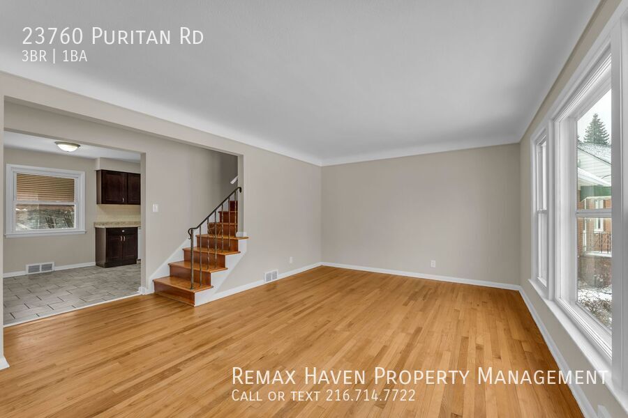 23760 Puritan Rd, Euclid - Spacious 3- bed 1- bath single-family home! property image