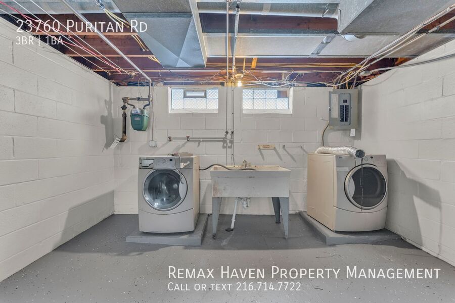 23760 Puritan Rd, Euclid - Spacious 3- bed 1- bath single-family home! property image