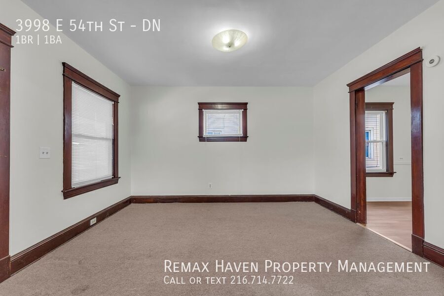 3998 E 54th St | DN, Newburgh Heights - Spacious 1-bed 1-bath multi-family home!  property image