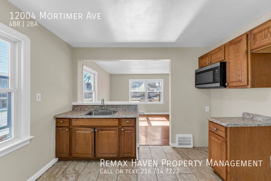12004 Mortimer Ave, Cleveland - Spacious 4-bed 2-bath single-family home! property image
