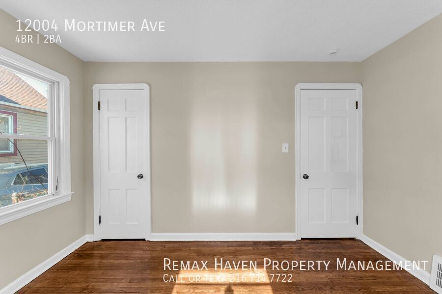 12004 Mortimer Ave, Cleveland - Spacious 4-bed 2-bath single-family home! property image