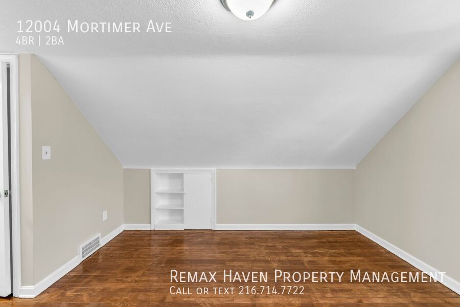 12004 Mortimer Ave, Cleveland - Spacious 4-bed 2-bath single-family home! property image