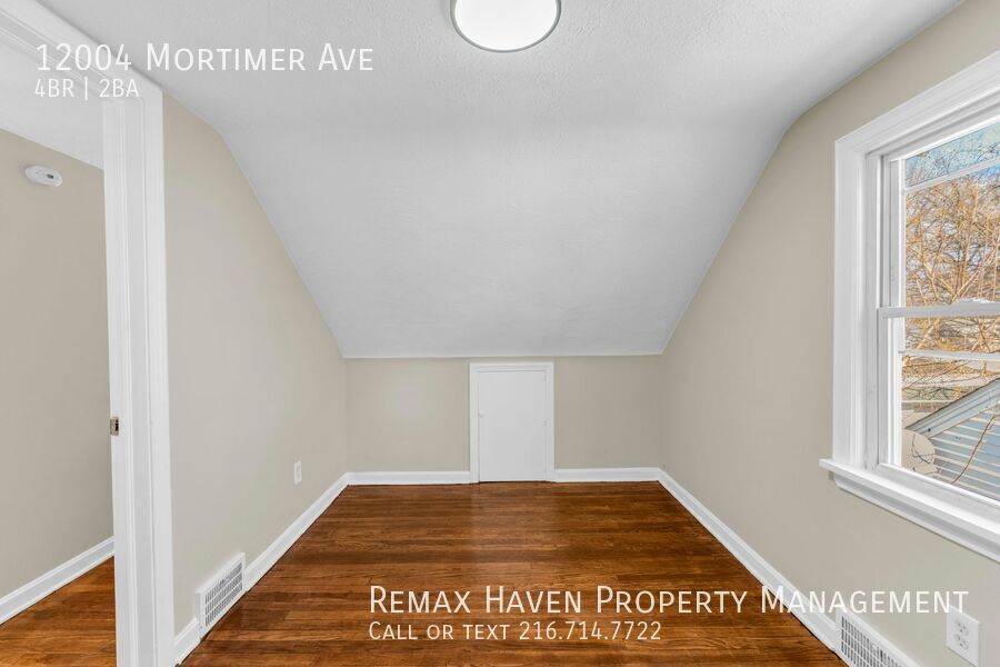 12004 Mortimer Ave, Cleveland - Spacious 4-bed 2-bath single-family home! property image