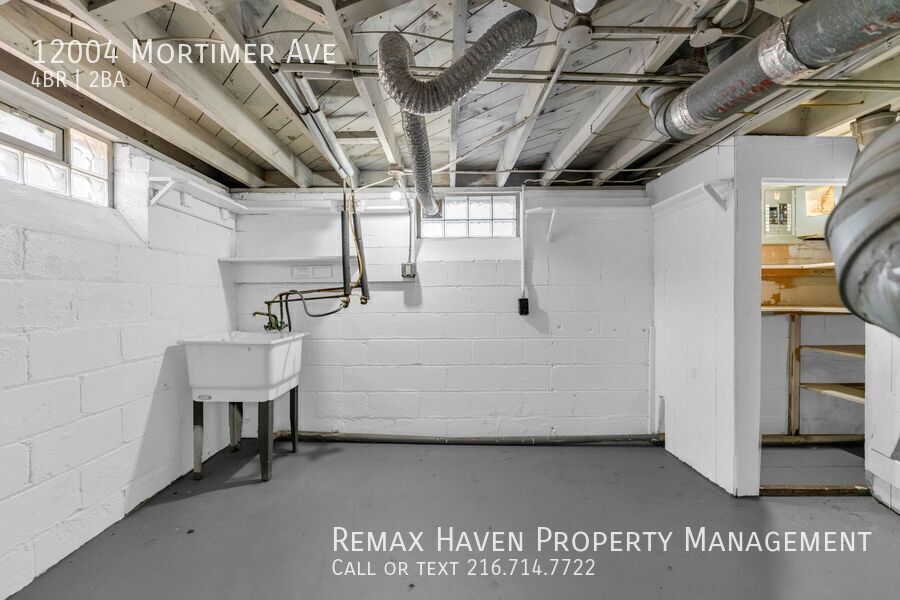 12004 Mortimer Ave, Cleveland - Spacious 4-bed 2-bath single-family home! property image