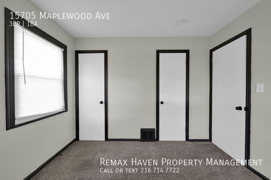 15705 Maplewood Ave, Maple Heights - Spacious 3-bed 1-bath single-family home! property image