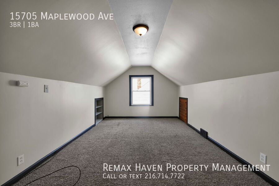 15705 Maplewood Ave, Maple Heights - Spacious 3-bed 1-bath single-family home! property image