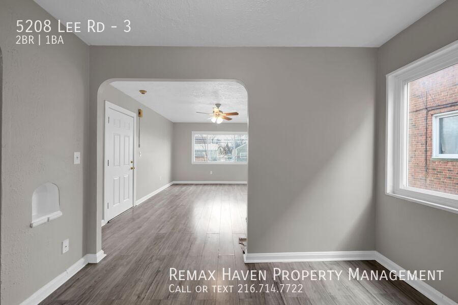 5208 Lee Rd | Apt 3, Maple Heights - Spacious 2 bed 1 bath apartment! property image