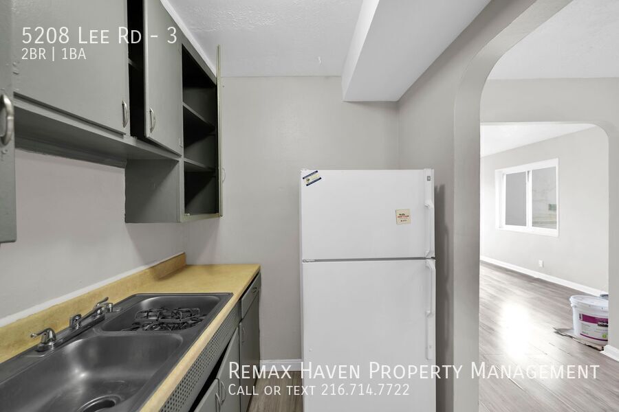 5208 Lee Rd | Apt 3, Maple Heights - Spacious 2 bed 1 bath apartment! property image