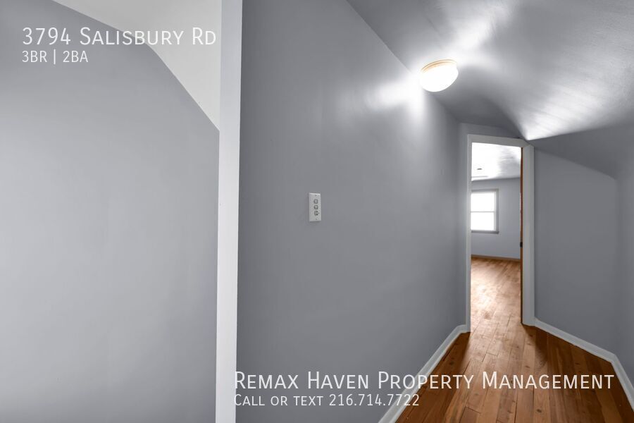 3794 Salisbury Rd, South Euclid - Spacious 3-bed 1.5-bath single-family home! property image