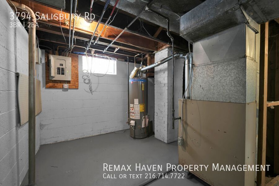 3794 Salisbury Rd, South Euclid - Spacious 3-bed 1.5-bath single-family home! property image