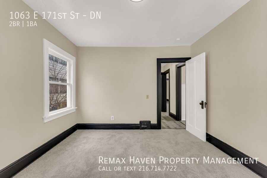 1063 E 171st St | DN, Cleveland - Spacious 2-bed 1-bath multi-family home! property image