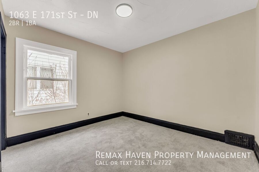 1063 E 171st St | DN, Cleveland - Spacious 2-bed 1-bath multi-family home! property image