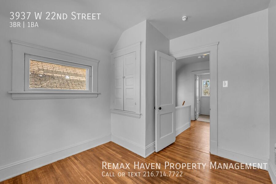 3937 W 22nd St, Cleveland - Spacious 3-bed 1-bath single-family home! property image