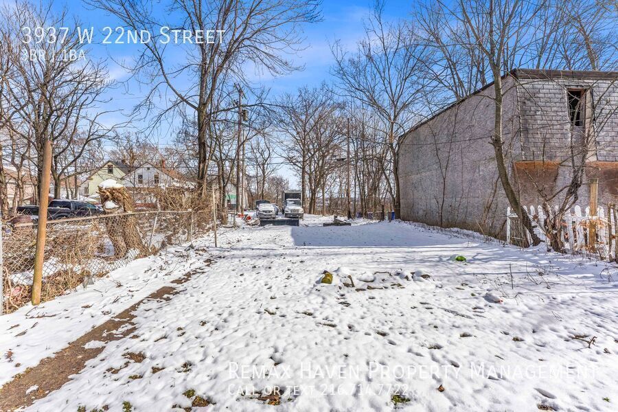 3937 W 22nd St, Cleveland - Spacious 3-bed 1-bath single-family home! property image