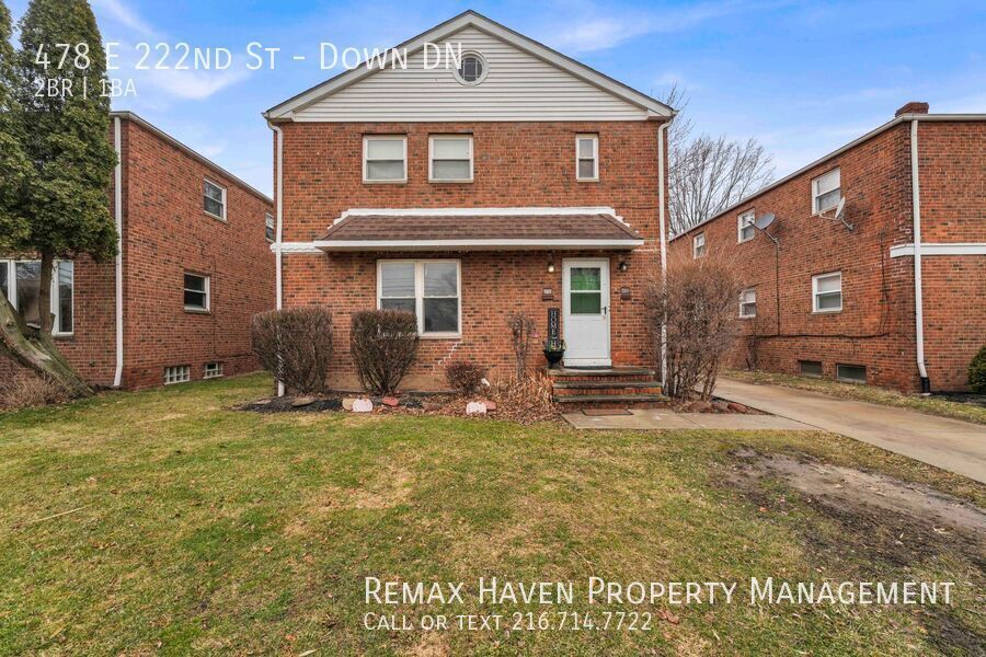 478 E 222nd St | DN, Euclid - Spacious 2-bed 1-bath multi-family home! property image