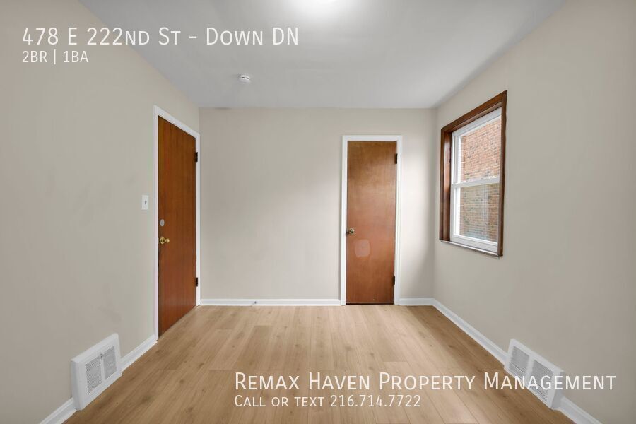 478 E 222nd St | DN, Euclid - Spacious 2-bed 1-bath multi-family home! property image