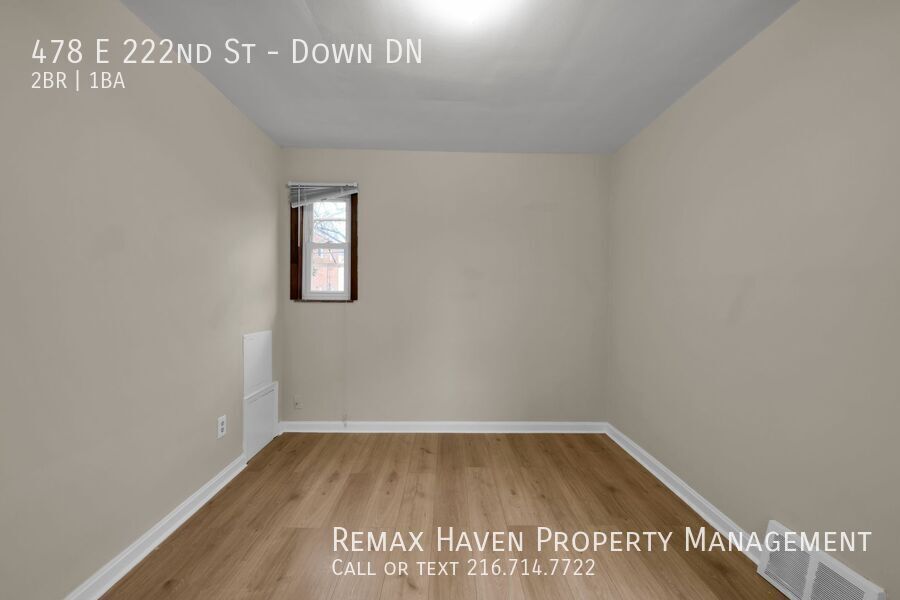 478 E 222nd St | DN, Euclid - Spacious 2-bed 1-bath multi-family home! property image