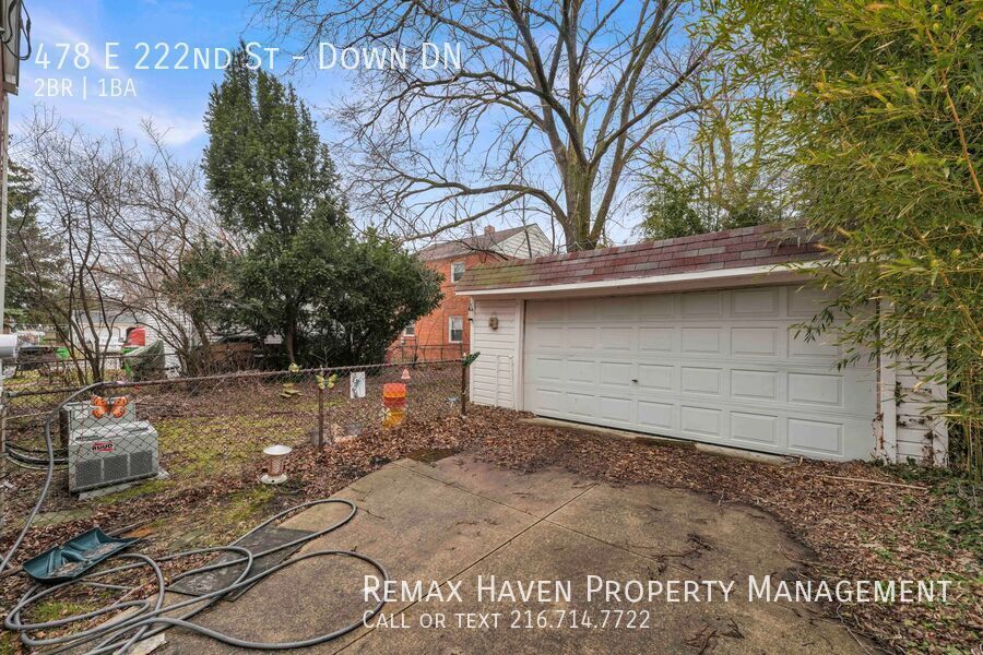 478 E 222nd St | DN, Euclid - Spacious 2-bed 1-bath multi-family home! property image