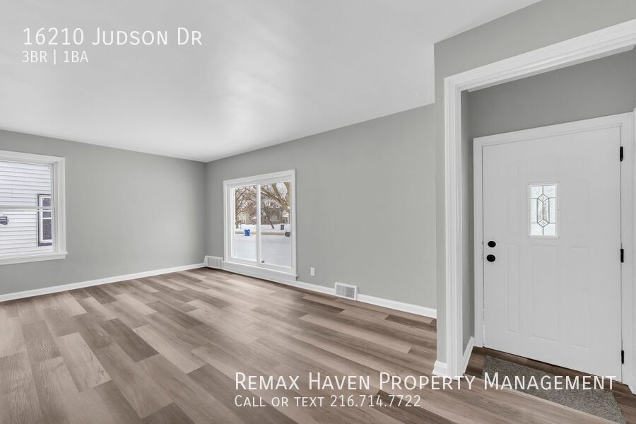 16210 Judson Dr, Cleveland - Spacious 3-bed 1-bath single-family home! property image