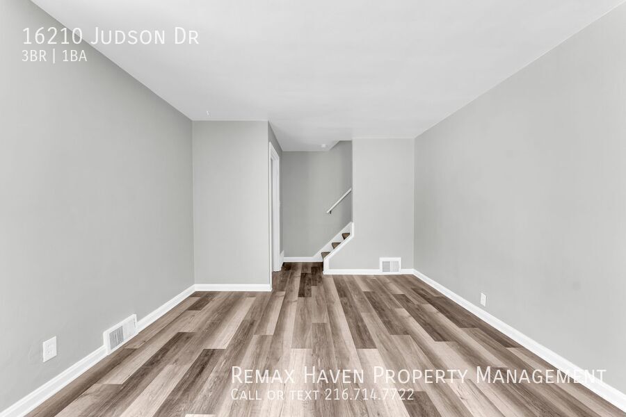 16210 Judson Dr, Cleveland - Spacious 3-bed 1-bath single-family home! property image