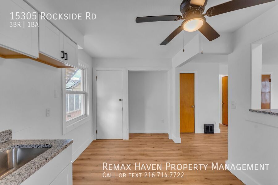 15305 Rockside Rd, Maple Heights- Spacious 3-bed 1-bath single-family home! property image