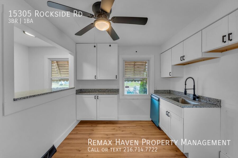 15305 Rockside Rd, Maple Heights- Spacious 3-bed 1-bath single-family home! property image