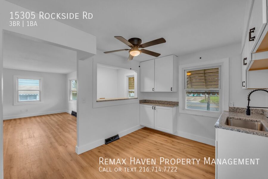 15305 Rockside Rd, Maple Heights- Spacious 3-bed 1-bath single-family home! property image