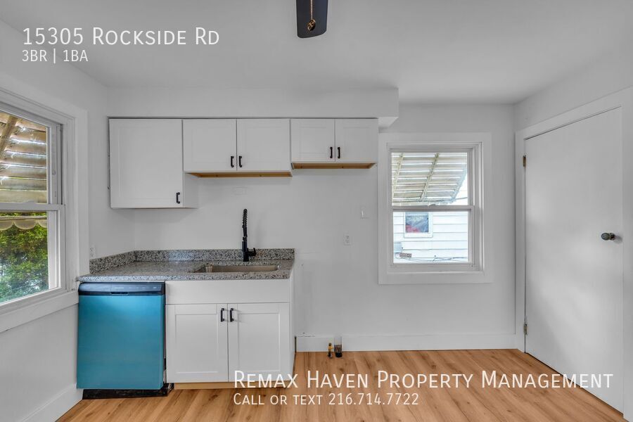 15305 Rockside Rd, Maple Heights- Spacious 3-bed 1-bath single-family home! property image