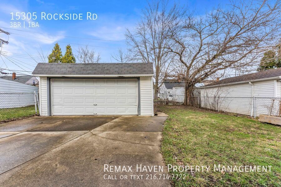 15305 Rockside Rd, Maple Heights- Spacious 3-bed 1-bath single-family home! property image