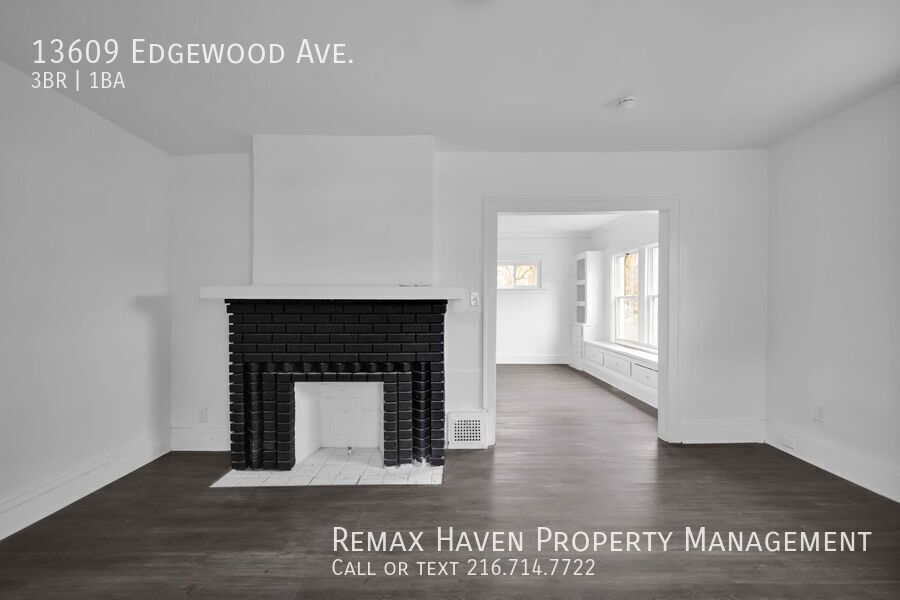 13609 Edgewood Ave, Cleveland - Spacious 3-bed 1-bath single-family home! property image