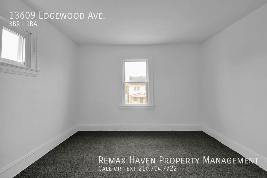 13609 Edgewood Ave, Cleveland - Spacious 3-bed 1-bath single-family home! property image