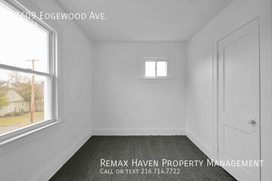 13609 Edgewood Ave, Cleveland - Spacious 3-bed 1-bath single-family home! property image