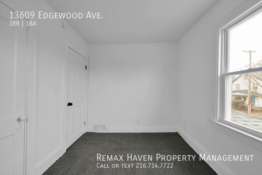 13609 Edgewood Ave, Cleveland - Spacious 3-bed 1-bath single-family home! property image