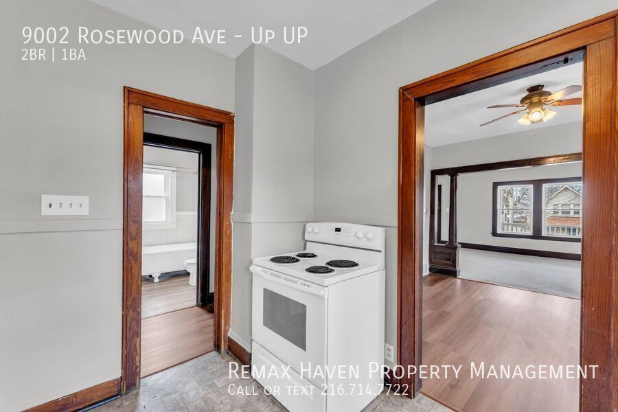 9002 Rosewood Ave | UP, Cleveland - Spacious 2-bed 1-bath multi-family home! property image