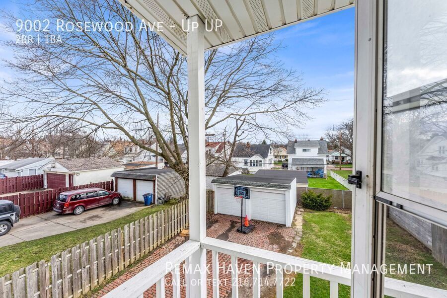 9002 Rosewood Ave | UP, Cleveland - Spacious 2-bed 1-bath multi-family home! property image