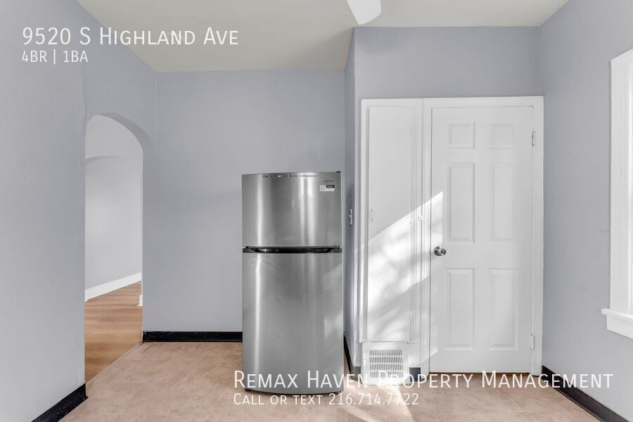 9520 S Highland, Garfield Heights - Spacious 4-bed 1-bath single-family home! property image